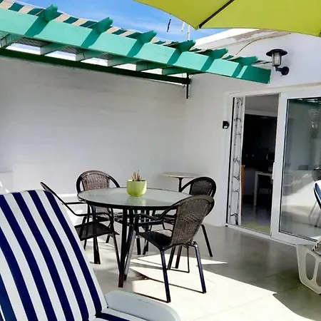Apartment Apartamento Entero 4 Plazas Con Piscina Costa Teguise